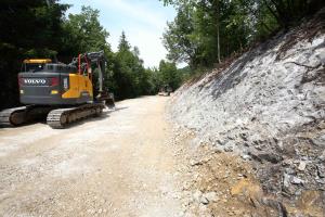 REKONSTRUKCIJA CESTE KOŽLJEK- DOBEC 03 FOTO LJUBO VUKELIČ